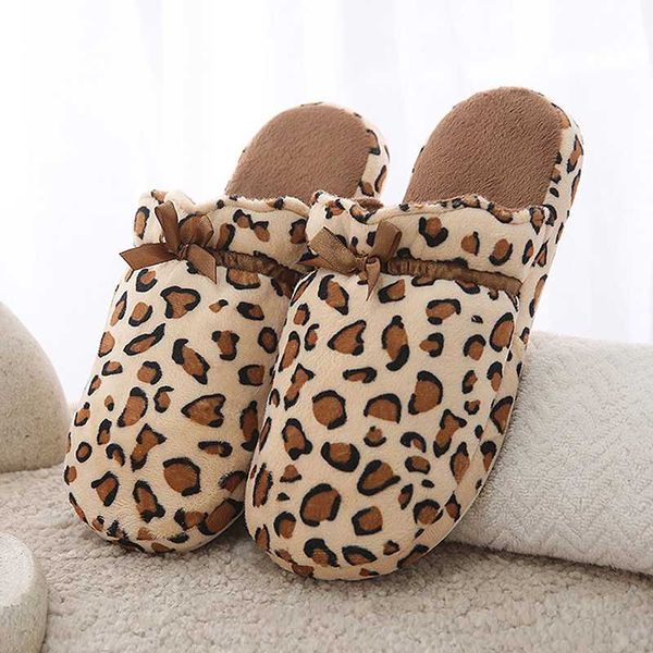 women's slippers velvet short plush slippers leopard print rubber cute bow for home winter cozy female shoes, Black
women's slippers velvet short plush slippers leopard print rubber cute bow for home winter cozy female shoes, Black