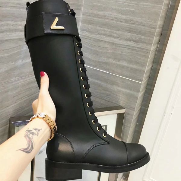 fashion color matching round head women boots female martin casual wild non-slip leather women boots 04l3307, Black
fashion color matching round head women boots female martin casual wild non-slip leather women boots 04l3307, Black