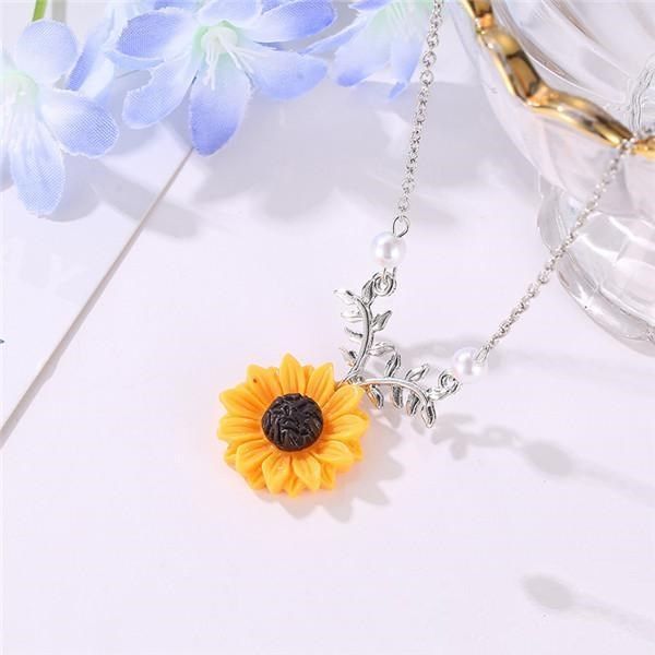 feminine sunflower sun jewelry european american fashion necklace pendant pearl and jewelry simple wholesale flower item lmwfa bdehome, Silver
feminine sunflower sun jewelry european american fashion necklace pendant pearl and jewelry simple wholesale flower item lmwfa bdehome, Silver