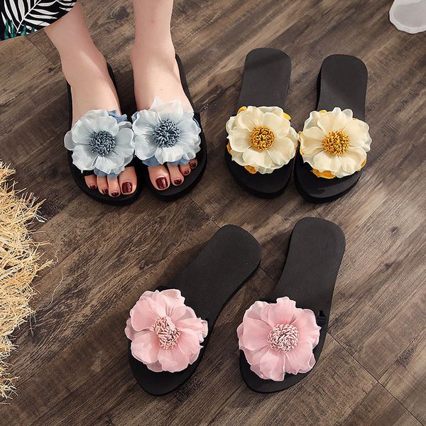 2020 women slippers summer flower beach shoes flip flops woman ladies indoor home female flats slippers casual 3cm heels shoes, Black
2020 women slippers summer flower beach shoes flip flops woman ladies indoor home female flats slippers casual 3cm heels shoes, Black