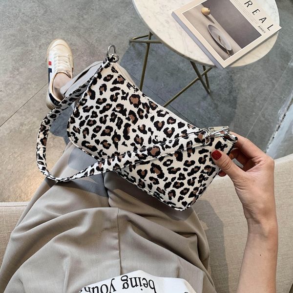 bags women leopard shoulder bags handbags ladies handle baguette plaid casual vintage new fashion
bags women leopard shoulder bags handbags ladies handle baguette plaid casual vintage new fashion