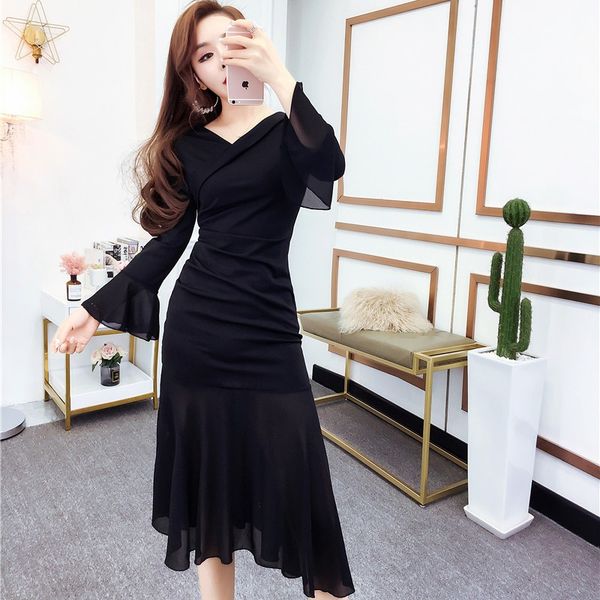 women dressises 2020 new lady chiffon panel horn sleeve hepburn small black dress waist bag hip midi dress women, White;black
women dressises 2020 new lady chiffon panel horn sleeve hepburn small black dress waist bag hip midi dress women, White;black