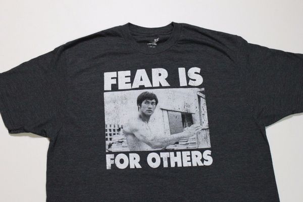 2019 new fashion brand clothing sleeve men's bruce lee enter the dragon t-shirt black fear is for others tee shirt
2019 new fashion brand clothing sleeve men's bruce lee enter the dragon t-shirt black fear is for others tee shirt