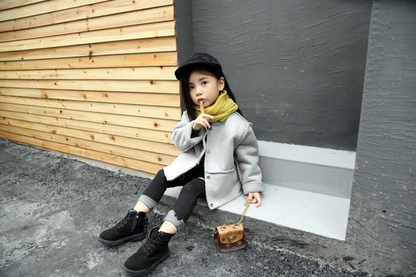 korean children's wear new style children's coat suede autumn and winter girls coats girls jacket kids coats, Blue;gray
korean children's wear new style children's coat suede autumn and winter girls coats girls jacket kids coats, Blue;gray