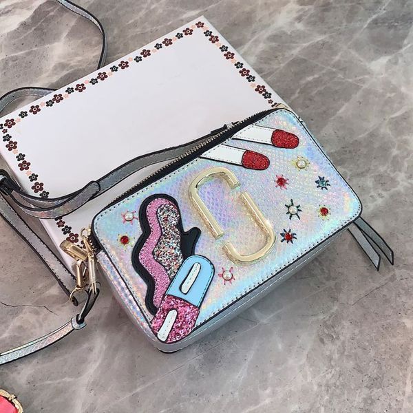 wide shoulder strap camera leather ladies crossbody women shoulder classic fashion flap messenger bags
wide shoulder strap camera leather ladies crossbody women shoulder classic fashion flap messenger bags