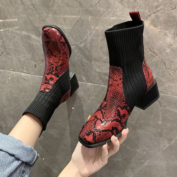 круглый носок женские резиновые сапоги рок обувь женщина пинетки ladies luxury designer boots-женщин с низким каблуки пинетки дождь, Black
круглый носок женские резиновые сапоги рок обувь женщина пинетки ladies luxury designer boots-женщин с низким каблуки пинетки дождь, Black