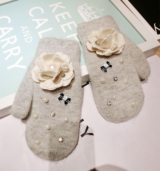 five fingers gloves autumn winter female fur blended warm women handmade woolen flowers diamond cute mittens agl356, Blue;gray
five fingers gloves autumn winter female fur blended warm women handmade woolen flowers diamond cute mittens agl356, Blue;gray