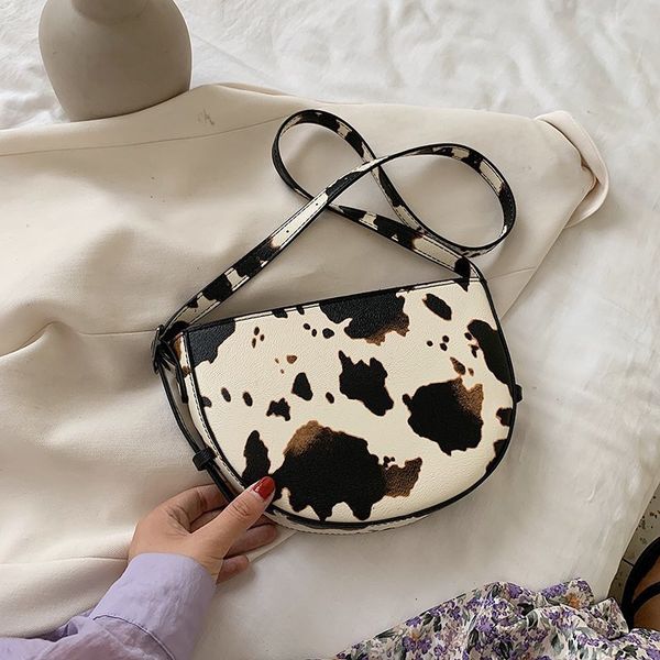 урожай корова шаблон дамы crossbody сумка кожа pu молнии женщины подмышек сумки мода женский седло мешок плеча bolso mujer
урожай корова шаблон дамы crossbody сумка кожа pu молнии женщины подмышек сумки мода женский седло мешок плеча bolso mujer