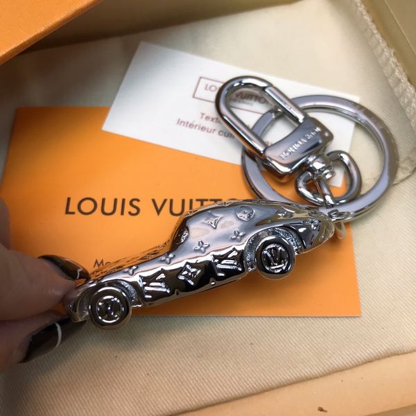 luxury key buckle fashion designer keychain brand handmade brand car leather keychain man womens bag style pendant accessories with box k128, Silver
luxury key buckle fashion designer keychain brand handmade brand car leather keychain man womens bag style pendant accessories with box k128, Silver