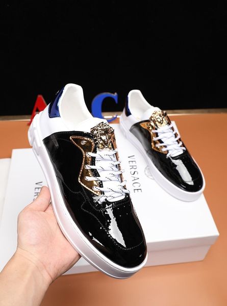 2021a new men 's color matching trend sneakers ,casual fashion low -shoes ,comfortable single shoes ,original box packaging :38 -4, Black
2021a new men 's color matching trend sneakers ,casual fashion low -shoes ,comfortable single shoes ,original box packaging :38 -4, Black
