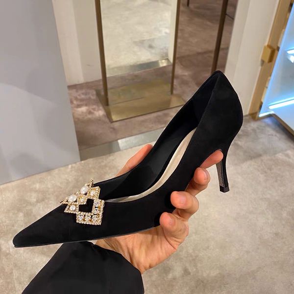 pointed toe 3 inch casual stiletto 2020 slip on black scarpin crystal women rhinestone diamond shoes suede pumps thin high heels
pointed toe 3 inch casual stiletto 2020 slip on black scarpin crystal women rhinestone diamond shoes suede pumps thin high heels