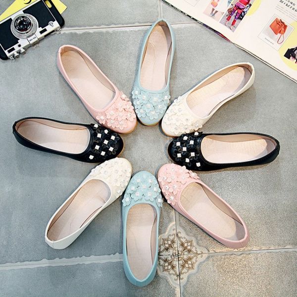 women soft single shoes women round toe delicate flower decoration flats platform fashion ladies brand sweet loafers h14-75, Black
women soft single shoes women round toe delicate flower decoration flats platform fashion ladies brand sweet loafers h14-75, Black
