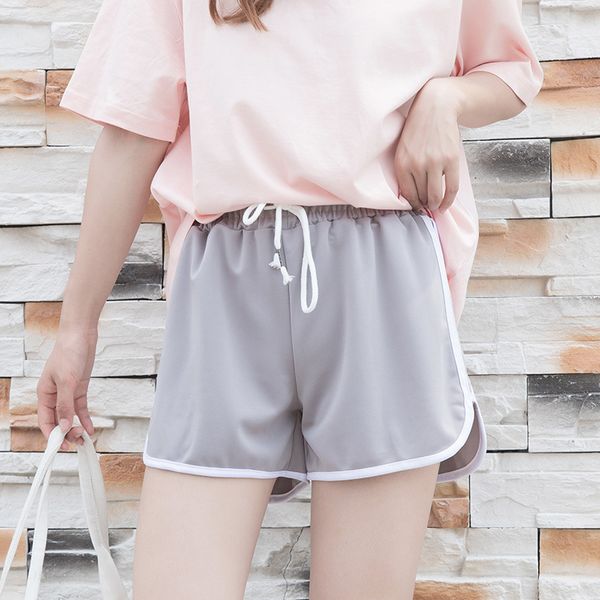 2020 summer casual sports shorts female home loose wide-leg students yoga pajamas workwear high-waisted running beach, Black;blue
2020 summer casual sports shorts female home loose wide-leg students yoga pajamas workwear high-waisted running beach, Black;blue