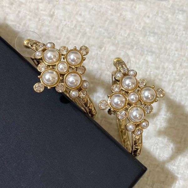 fashion brand have stamps moon designer earrings for lady women party wedding lovers gift engagement luxury jewelry for bride with boxpp, Golden;silver
fashion brand have stamps moon designer earrings for lady women party wedding lovers gift engagement luxury jewelry for bride with boxpp, Golden;silver
