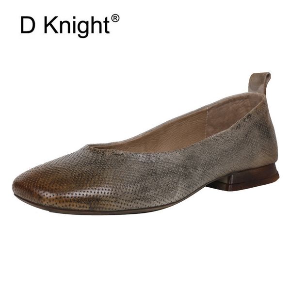 spring 2020 new low-heeled female shoes genuine leather retro hand-colored woman shoes breathable slip on casual ladies loafers, Black
spring 2020 new low-heeled female shoes genuine leather retro hand-colored woman shoes breathable slip on casual ladies loafers, Black