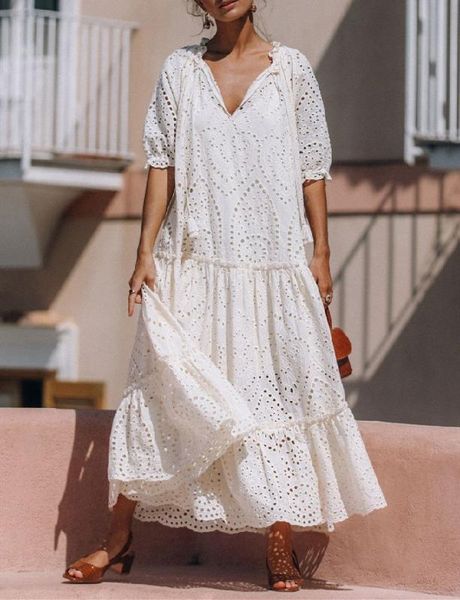 fairy dress hollow embroidered white dress women's summer slim holiday
fairy dress hollow embroidered white dress women's summer slim holiday