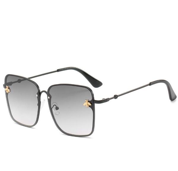 little bee sunglasses trendy street shooting big frame sunglasses female ins glasses, White;black
little bee sunglasses trendy street shooting big frame sunglasses female ins glasses, White;black