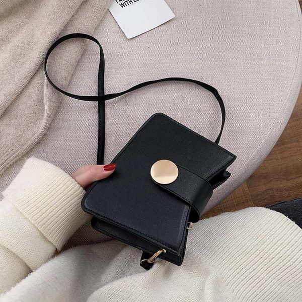 red retro women's bag 2020 fashion new trendy korean version 100 lap oblique satchel simple fashion one shoulder women's bag
red retro women's bag 2020 fashion new trendy korean version 100 lap oblique satchel simple fashion one shoulder women's bag