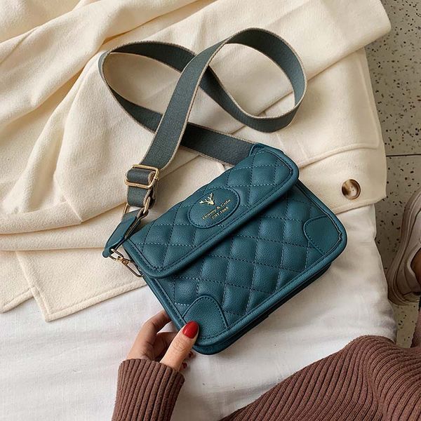 senior sense female 2020 new small bag wide shoulder strap trend casual retro wild women's shoulder diagonal small square bag
senior sense female 2020 new small bag wide shoulder strap trend casual retro wild women's shoulder diagonal small square bag