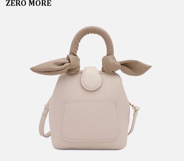 women box bag large capacity scarves handle tote shoulder bag for ladies fashion handbag phone beach bags002
women box bag large capacity scarves handle tote shoulder bag for ladies fashion handbag phone beach bags002