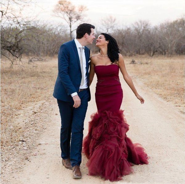 vintage country burgundy mermaid wedding dresses for bride 2020 long ruffles strapless bridal gown sweep train wedding dress robe de soiree, White
vintage country burgundy mermaid wedding dresses for bride 2020 long ruffles strapless bridal gown sweep train wedding dress robe de soiree, White