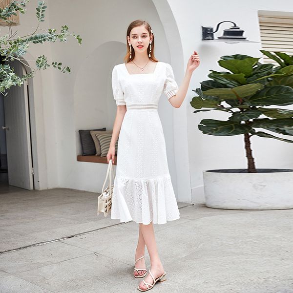 Fishtail skirt new style square neck high waist dress white lace celebrity red carpet dress line asymmetrical dress
Fishtail skirt new style square neck high waist dress white lace celebrity red carpet dress line asymmetrical dress