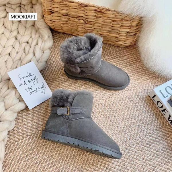 2020 australia's highest quality women's boots, real sheepskin, natural wool, the most fashionable buckle snow boots, 5 color, Black
2020 australia's highest quality women's boots, real sheepskin, natural wool, the most fashionable buckle snow boots, 5 color, Black