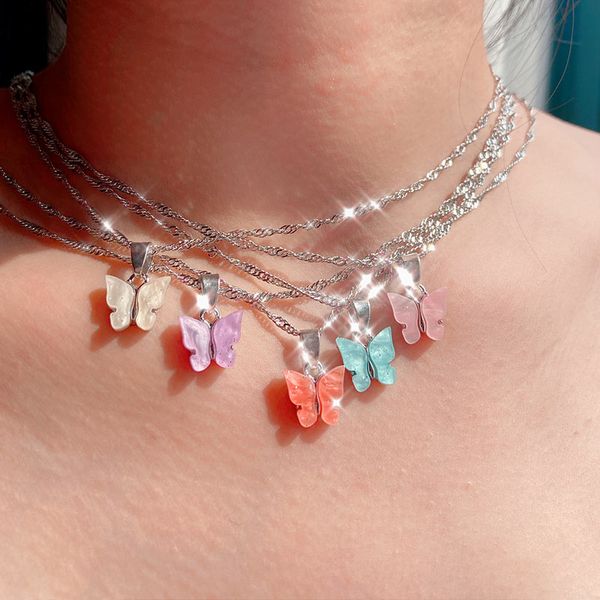 quality new fashion butterfly pendant necklace for women silver color twist chains clavicle chain elegant charm jewelry gifts
quality new fashion butterfly pendant necklace for women silver color twist chains clavicle chain elegant charm jewelry gifts