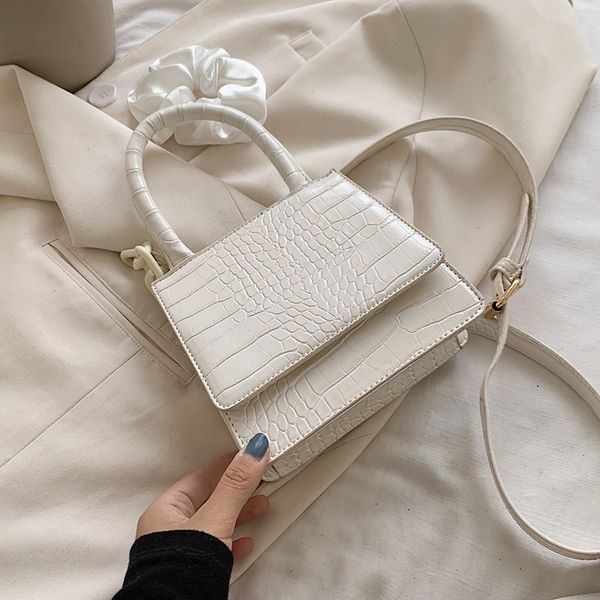 2020 chain design pu leather crossbody bags for women purses and handbags fashion mini shoulder messenger bag ladies small totes
2020 chain design pu leather crossbody bags for women purses and handbags fashion mini shoulder messenger bag ladies small totes
