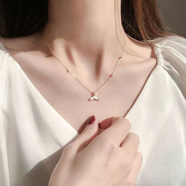 new elegant and beautiful fishtail shell pendant necklace for women love gift jewelry titanium steel necklace, Silver
new elegant and beautiful fishtail shell pendant necklace for women love gift jewelry titanium steel necklace, Silver