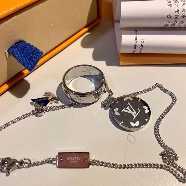 2020 pendant rose gold silver color necklace for women and man vintage collar costume jewelry
2020 pendant rose gold silver color necklace for women and man vintage collar costume jewelry