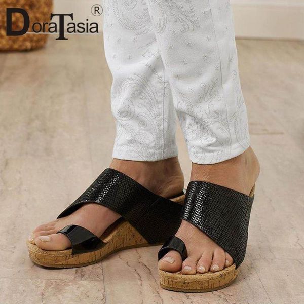 doratasia ins platform flip flop casual high wedges summer beach slippers women unique dress slip-on shoes woman, Black
doratasia ins platform flip flop casual high wedges summer beach slippers women unique dress slip-on shoes woman, Black