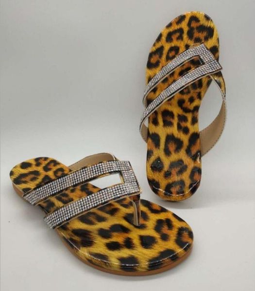 new fashion women summer slippers leopard print roman rhinestone outdoor flip-flops casual female beach slippers size 34-43, Black
new fashion women summer slippers leopard print roman rhinestone outdoor flip-flops casual female beach slippers size 34-43, Black