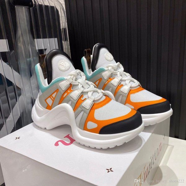 r luxury leather casual sneakers, stylish archlight sneakers, comfortable platform, size 35-45 (with original box),cc
r luxury leather casual sneakers, stylish archlight sneakers, comfortable platform, size 35-45 (with original box),cc