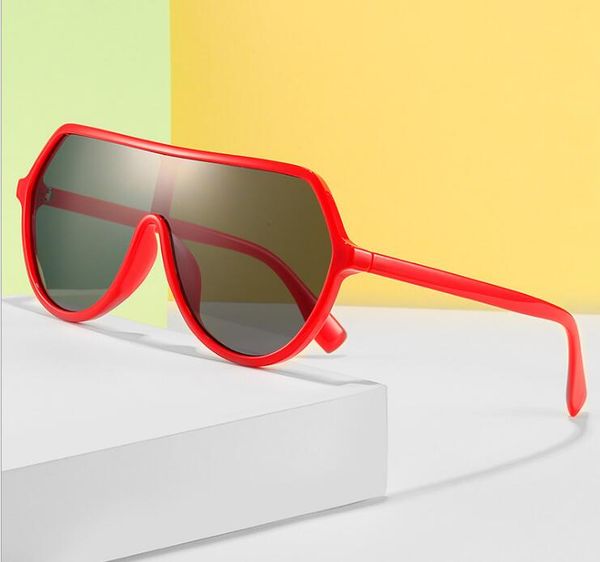 new one-piece sunglasses retro glasses street shooting wild sunglasses sunglass, White;black
new one-piece sunglasses retro glasses street shooting wild sunglasses sunglass, White;black