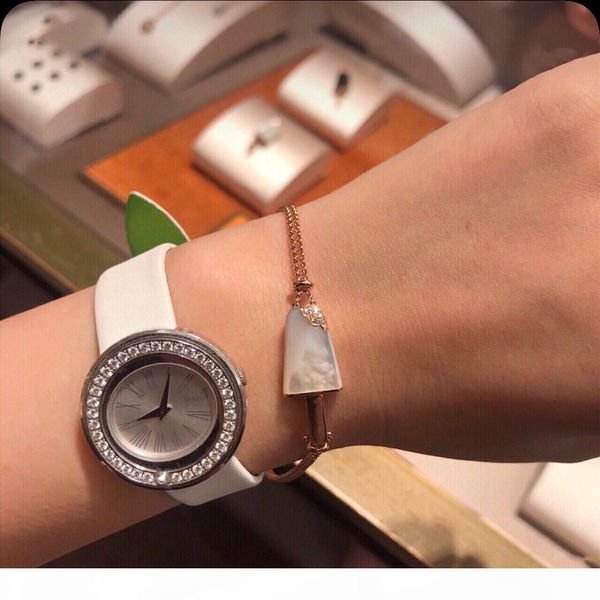 rose golden agate bracelet vintage summer gelati shape bracelet ladies wedding party diamond bracelets, Golden;silver
rose golden agate bracelet vintage summer gelati shape bracelet ladies wedding party diamond bracelets, Golden;silver