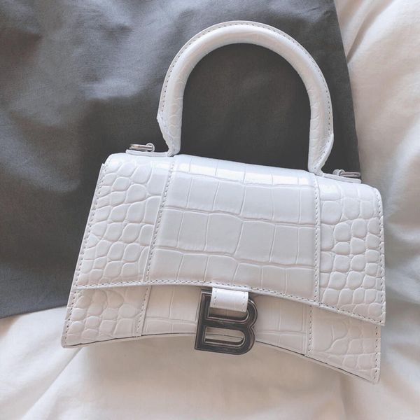 fashion wild b word motorcycle bags women purse and handbag small bag female 2020 new hourglass bag messenger handbag sac a main
fashion wild b word motorcycle bags women purse and handbag small bag female 2020 new hourglass bag messenger handbag sac a main