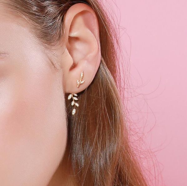 stud zakol japanese and korean simple willow leaf earrings with cz zirconia for women girl fashion jewelry gift fsep2577, Golden;silver
stud zakol japanese and korean simple willow leaf earrings with cz zirconia for women girl fashion jewelry gift fsep2577, Golden;silver