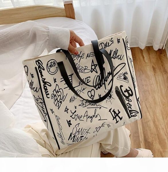 graffiti canvas bag women and men cross-body large capacity fashion handbags shipping totes shoulder bags
graffiti canvas bag women and men cross-body large capacity fashion handbags shipping totes shoulder bags