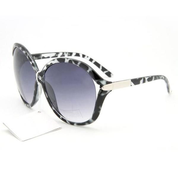 summer metal glasses luxury multicolor sunglasses brand popular fashion black eyewear driving sun glasses with box 2020, White;black
summer metal glasses luxury multicolor sunglasses brand popular fashion black eyewear driving sun glasses with box 2020, White;black