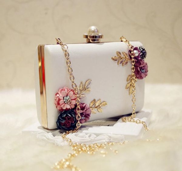 fashion women bag designer pu leather evening party bag handmade flowers luxury handbags clutch purse chain shoulder bag wedding002
fashion women bag designer pu leather evening party bag handmade flowers luxury handbags clutch purse chain shoulder bag wedding002