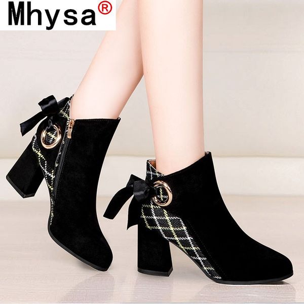 2020 new fashion spring autumn platform ankle boots women thick heel platform boots ladies worker black plus size 35-42
2020 new fashion spring autumn platform ankle boots women thick heel platform boots ladies worker black plus size 35-42