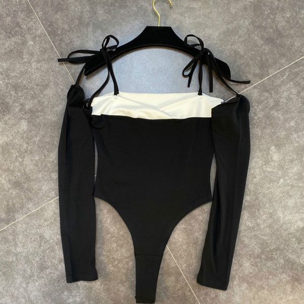 deat 2020 autumn new arrivals long sleeve slash neck bow spaghetti strap black bodysuits women 319, Black;white
deat 2020 autumn new arrivals long sleeve slash neck bow spaghetti strap black bodysuits women 319, Black;white