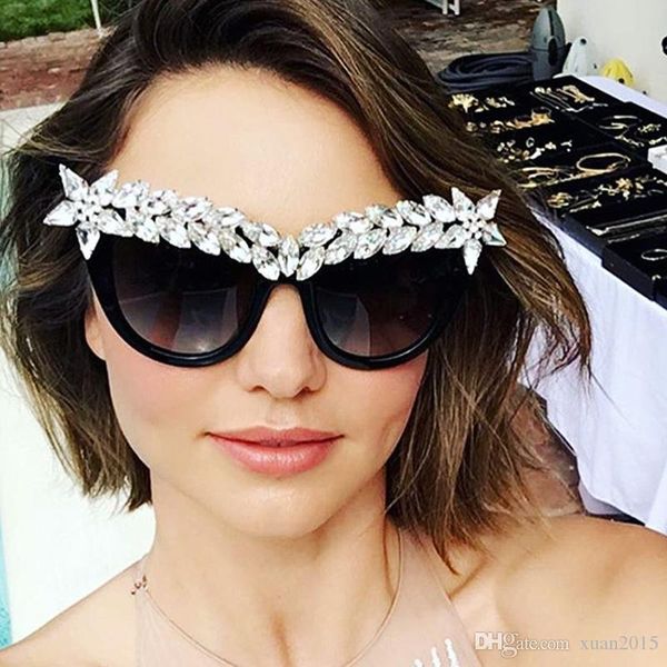 new arrival crystal diamond cat eye sunglasses women fashion brand designer vintage stylish sun glasses for ladies uv400 y136, White;black
new arrival crystal diamond cat eye sunglasses women fashion brand designer vintage stylish sun glasses for ladies uv400 y136, White;black
