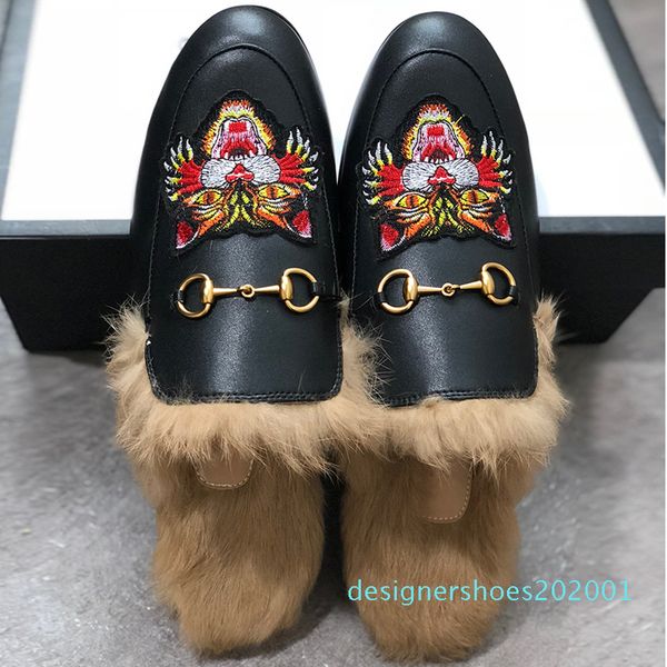 women mules flats fur slippers princetown fashion chain ladies casual shoes women men loafers muller slipper shoes with box d01, Black
women mules flats fur slippers princetown fashion chain ladies casual shoes women men loafers muller slipper shoes with box d01, Black
