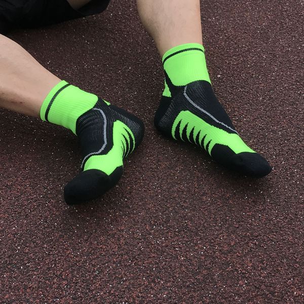 new men cycling socks professional women sport socks breathable bicycle sock outdoor racing, Black
new men cycling socks professional women sport socks breathable bicycle sock outdoor racing, Black