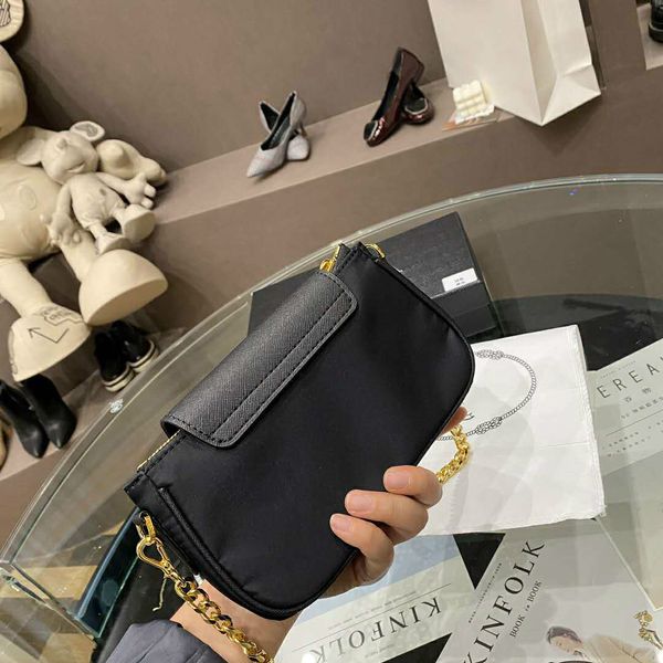 women designer's crossbody bag baguettes shoulder bag small size solid color with pockets vintage style pd20092314
women designer's crossbody bag baguettes shoulder bag small size solid color with pockets vintage style pd20092314