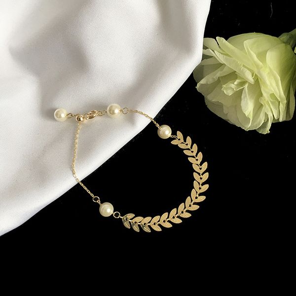 popular pearl link women bracelet jewelry new fashion gold color olive leaves design pearl bracelet jewelry leaves bracelets, Black
popular pearl link women bracelet jewelry new fashion gold color olive leaves design pearl bracelet jewelry leaves bracelets, Black