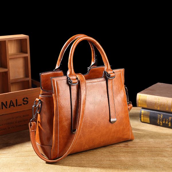 ranhuang 2020 fashion women's handbags leather handbags luxury shoulder bags retro messenger bags bolsa feminina
ranhuang 2020 fashion women's handbags leather handbags luxury shoulder bags retro messenger bags bolsa feminina
