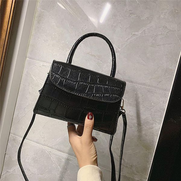 женщины ретро портативный маленький квадрат сумка дикого сумка плеча посланник bolso mujer мешок главный болса feminina 40ap12 
женщины ретро портативный маленький квадрат сумка дикого сумка плеча посланник bolso mujer мешок главный болса feminina 40ap12